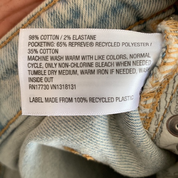 Wild Fable Highest Rise High Rise Light Wash Cuffed Hem Shorts - Picture 6 of 10